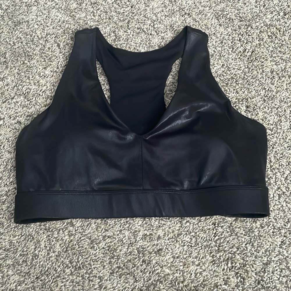 Fabletics sports bra